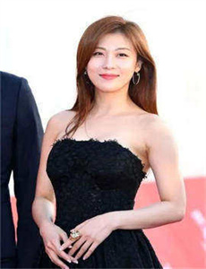 美女闯通关