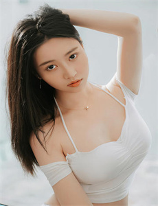 女人不强大天不容